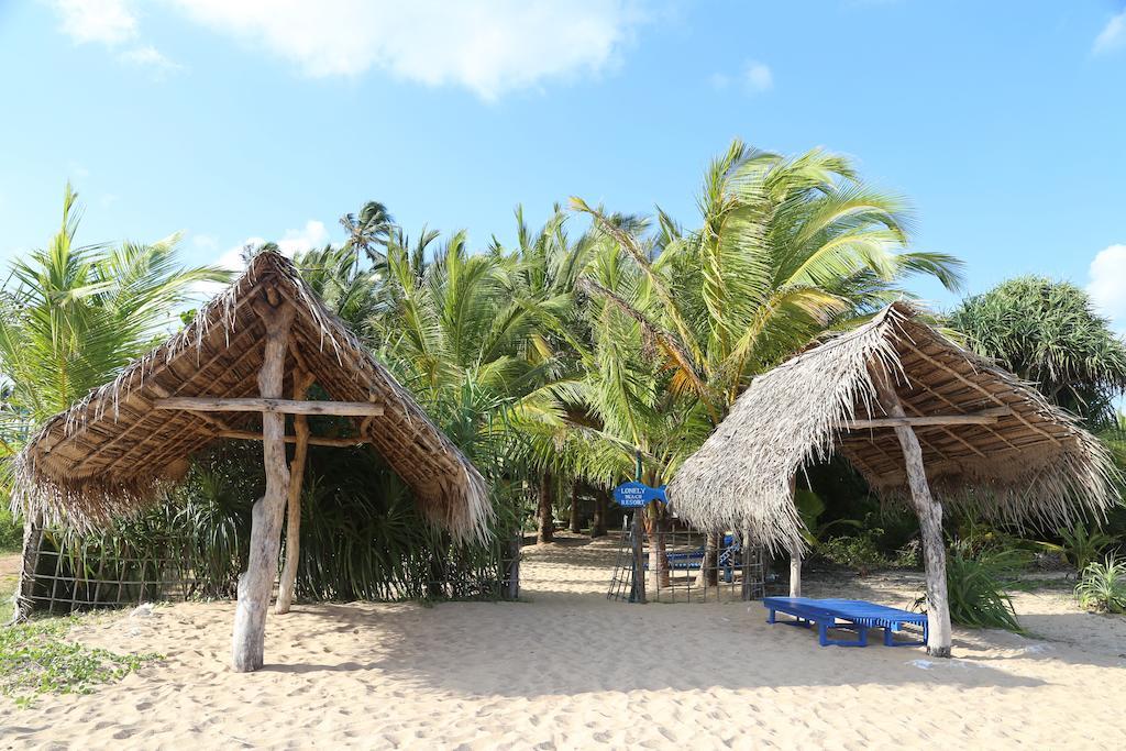 Lonely Beach Resort Tangalle Exterior foto