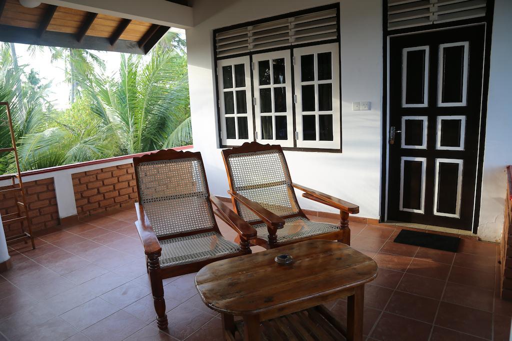 Lonely Beach Resort Tangalle Exterior foto